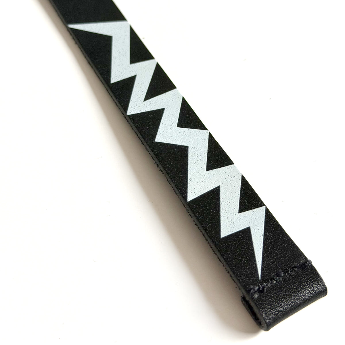 NARROW LEATHER GI BELT【MQS LOGO AND LIGHTNING】