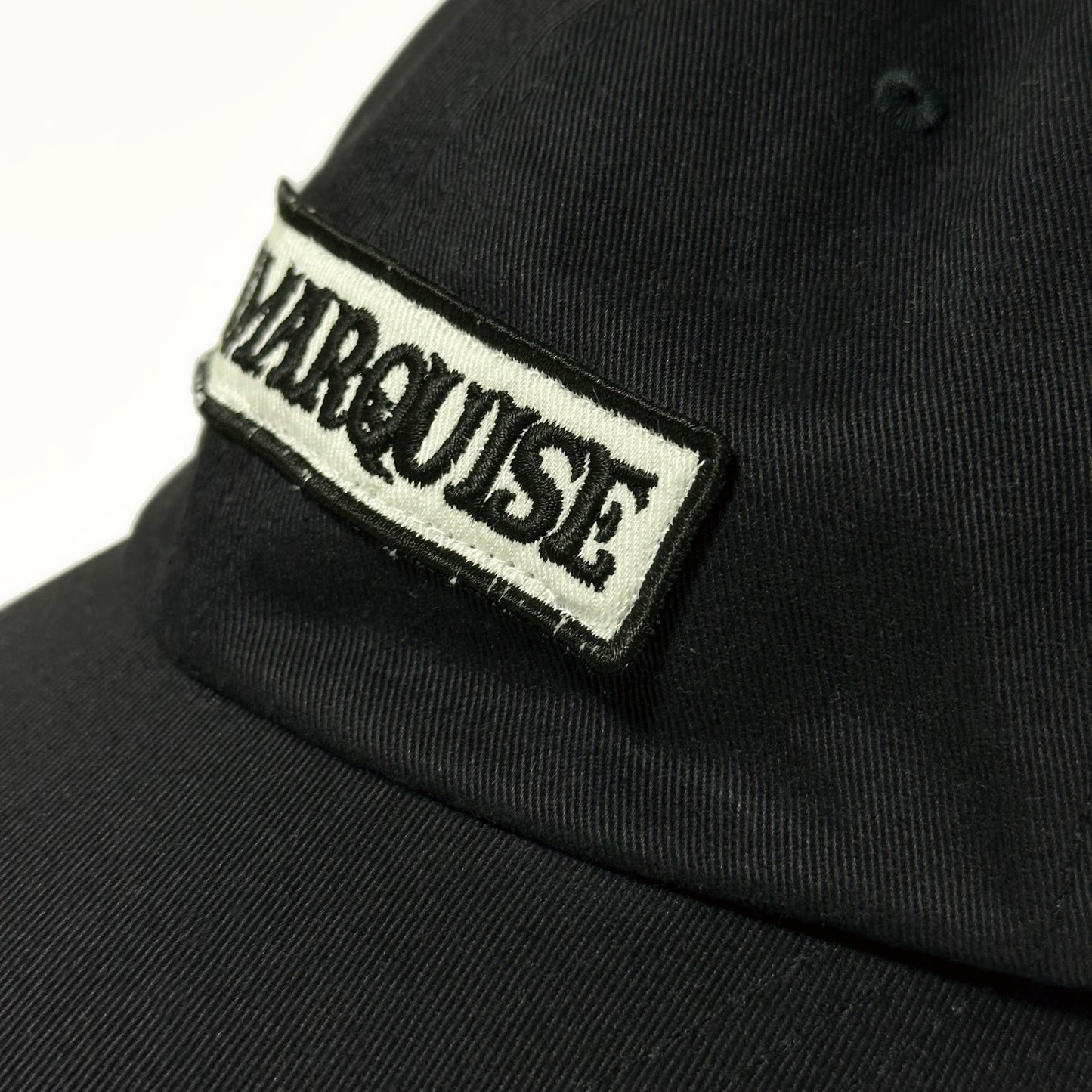 SQUARE PATCH 6-PANEL CAP【BLACK】