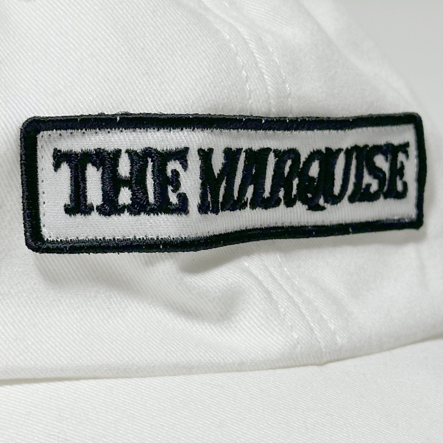 SQUARE PATCH 6-PANEL CAP【WHITE】