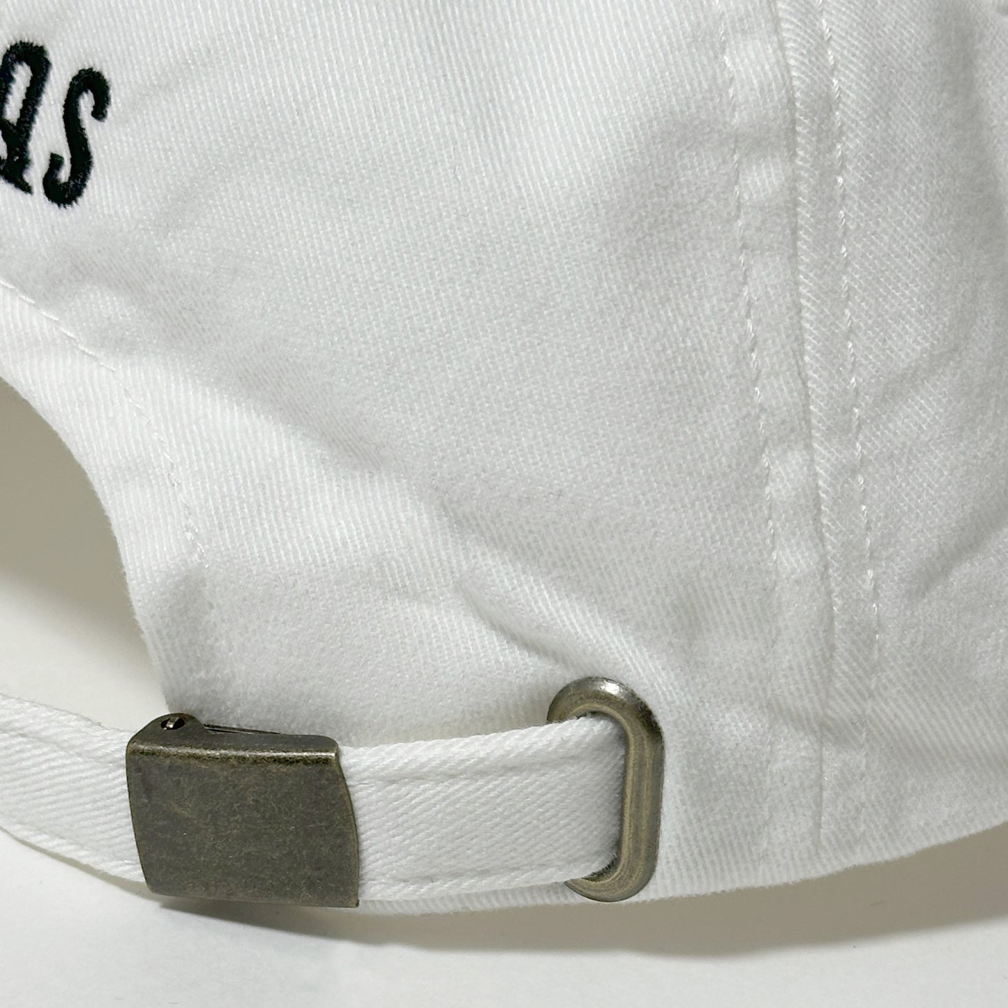 SQUARE PATCH 6-PANEL CAP【WHITE】